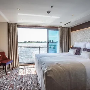 Viva Riverside Altstadt Otel