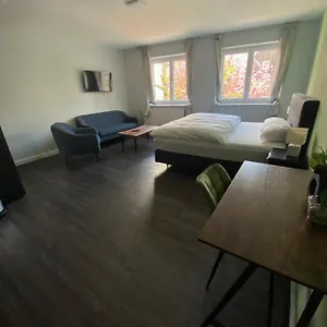 Апартаменты Jg Am Schweizerberg Мемминген