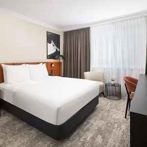 Отель Hilton, Дюссельдорф