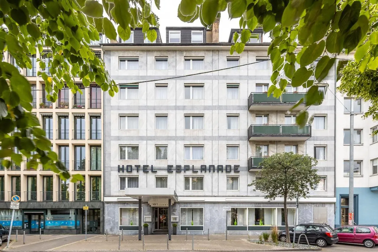 Trip Inn Hotel Esplanade, Duesseldorf 4*, Dusseldorf