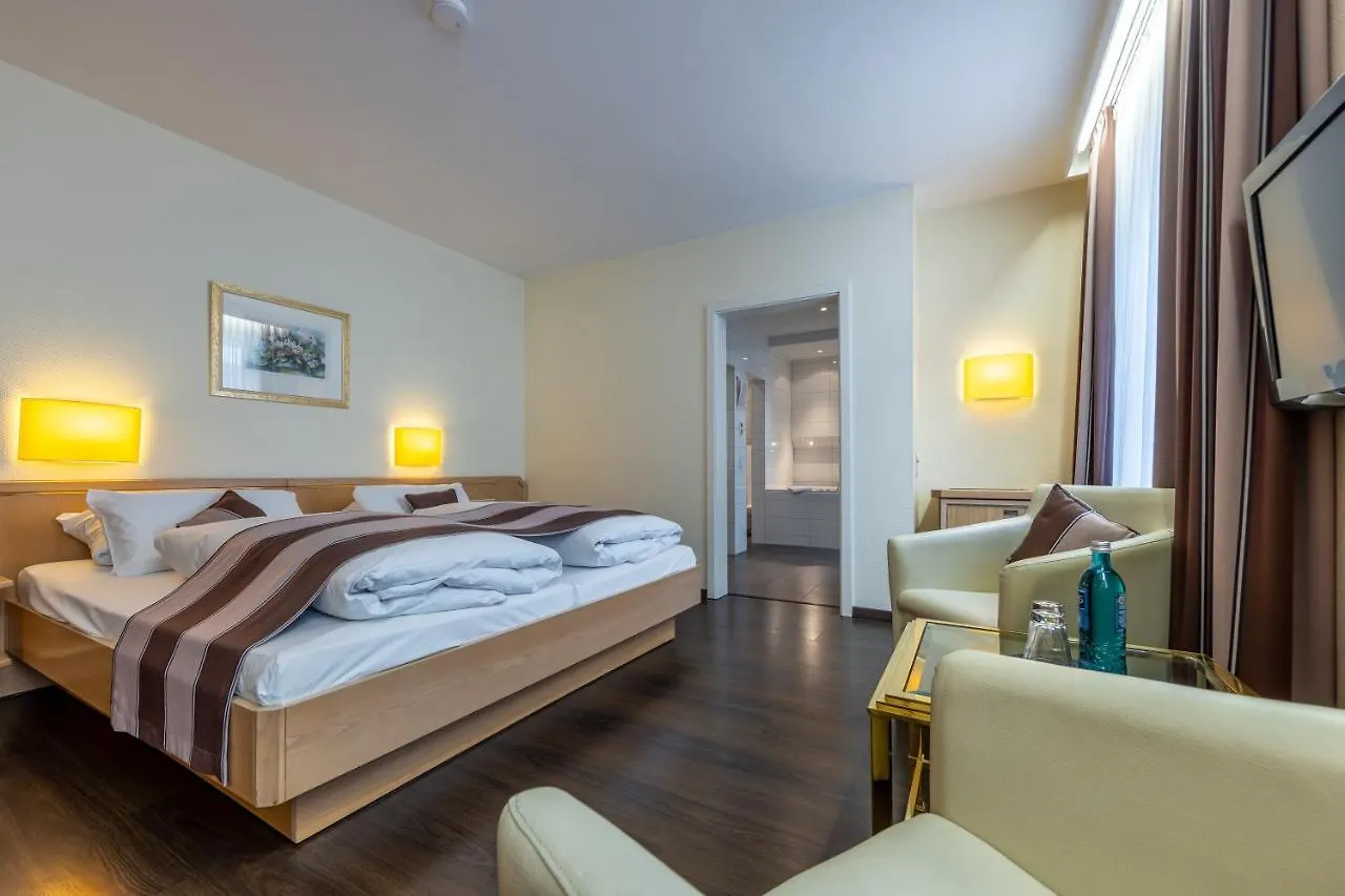 Trip Inn Hotel Esplanade, Duesseldorf  Dusseldorf