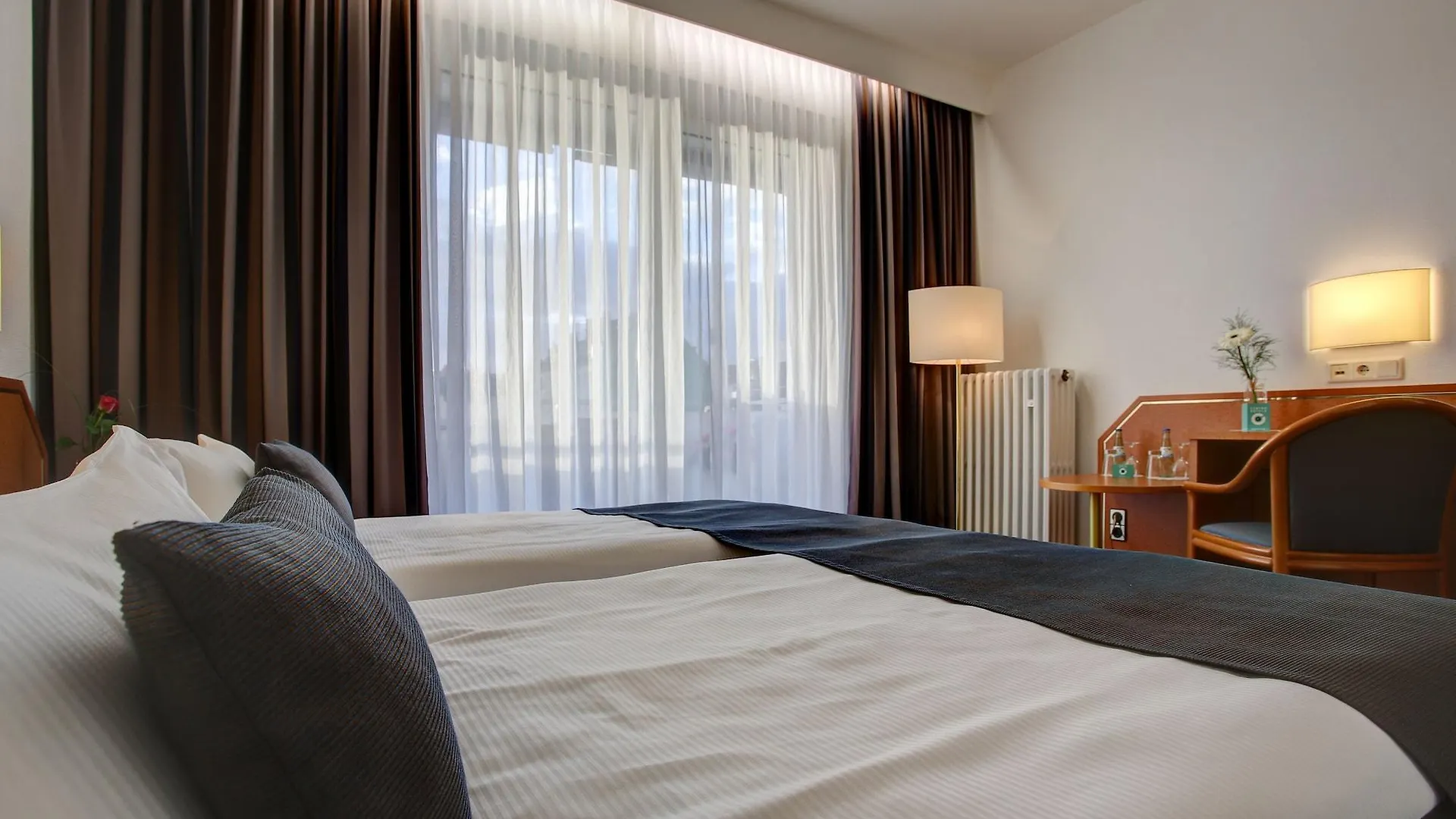 Trip Inn Hotel Esplanade, Duesseldorf  Dusseldorf